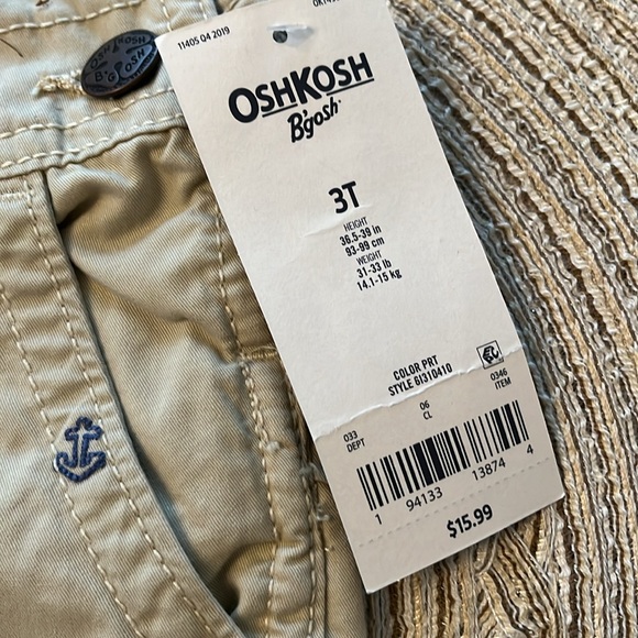 NWT Osh Kosh Overall Shorts in Size 3T with Anchors - Picture 3 of 5